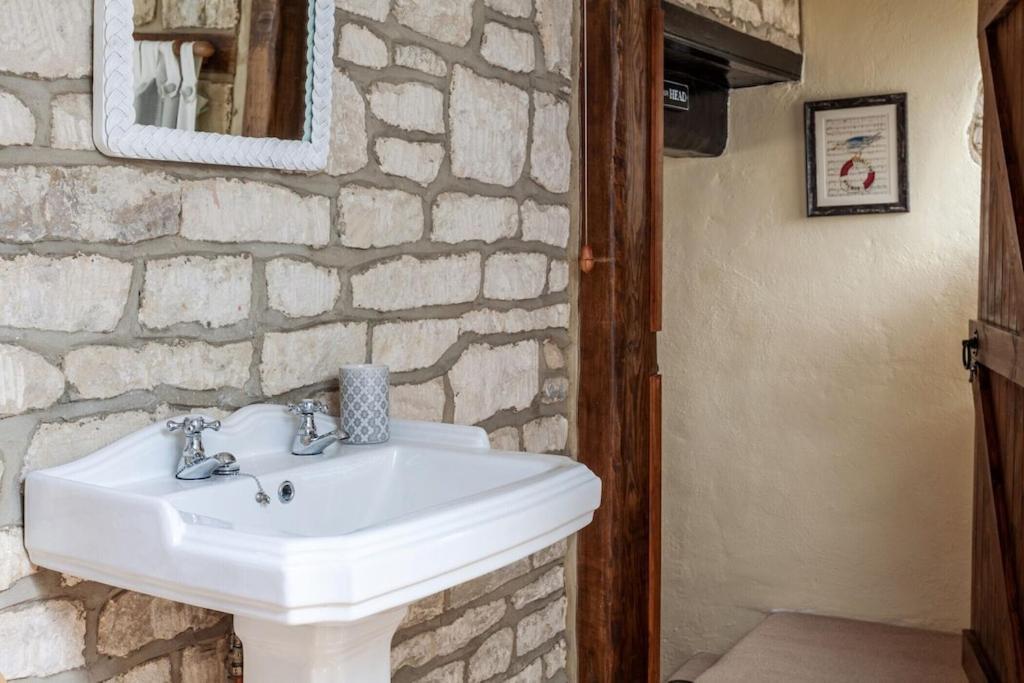 Teasel Cross Cottage, Painswick Stroud (Gloucestershire) Exterior photo